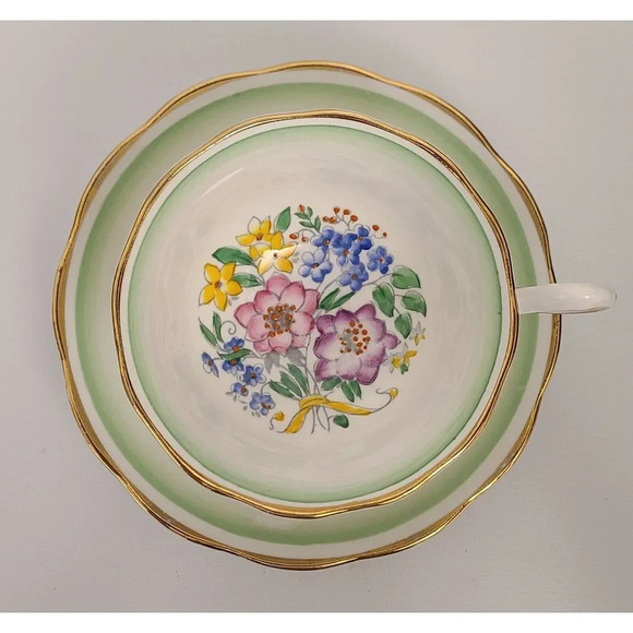Rare Vintage Royal Albert teacup and saucer, bone china,‎ made in England - Picture 5 of 7